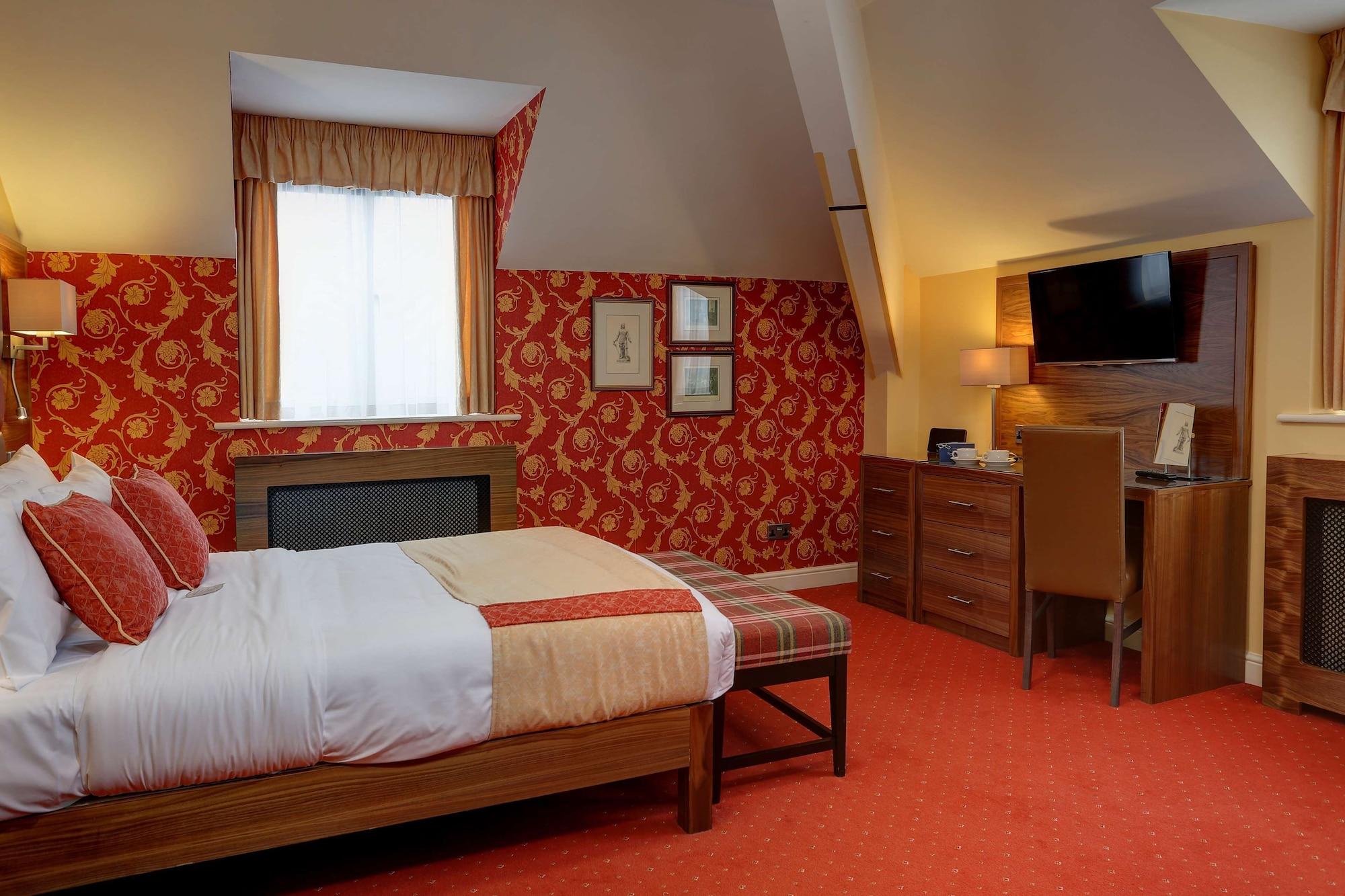 Rogerthorpe Manor Hotel Понтефракт Экстерьер фото
